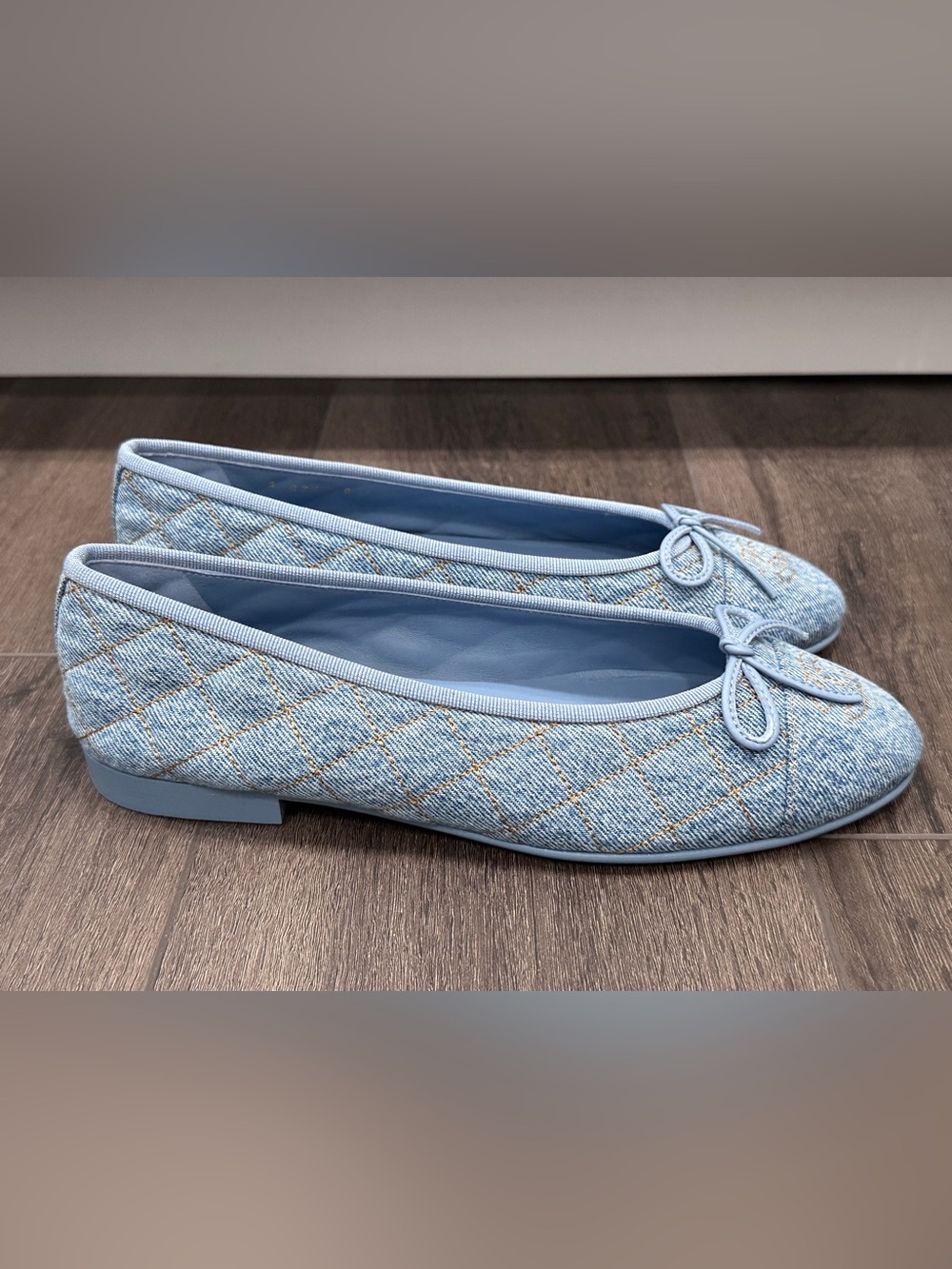 CHANEL 2026B Blue Quilted Denim Ballet Flats - Classic Logo size 38.5 - Picture 9 of 16